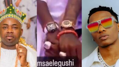 "Big men chilling" - Wizkid Oba Elegushi compare wristwatches jewelries