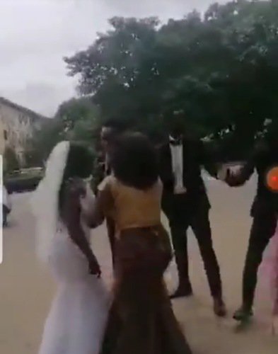 Lady flees on wedding day