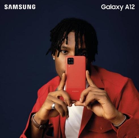 Singer Joeboy secures endorsement deal with Samsung Nigeria