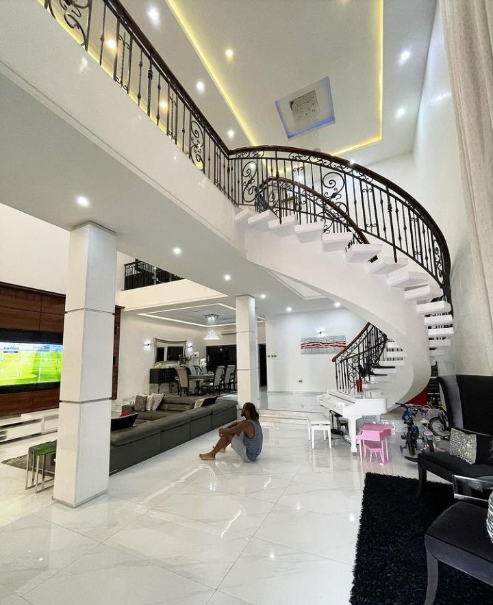 Paul Okoye flaunts his mansion