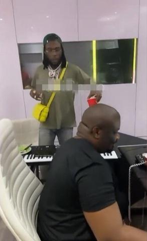 Burna Boy and Don Jazzy spotted in the studio making music (Video)