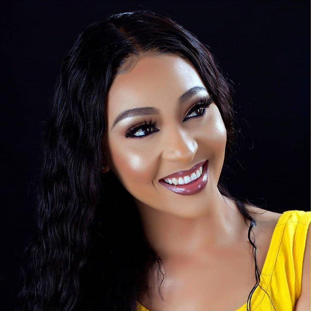 "You're all bunch of hypocrite - Rosy Meurer blast fans criticising her for posting a photo demeaning women (Video)