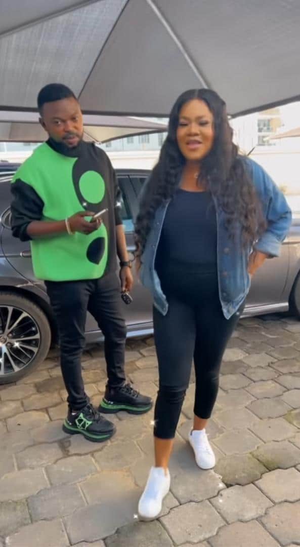 Prayers for safe delivery rolls in as Toyin Abraham flaunts baby bump (Video)