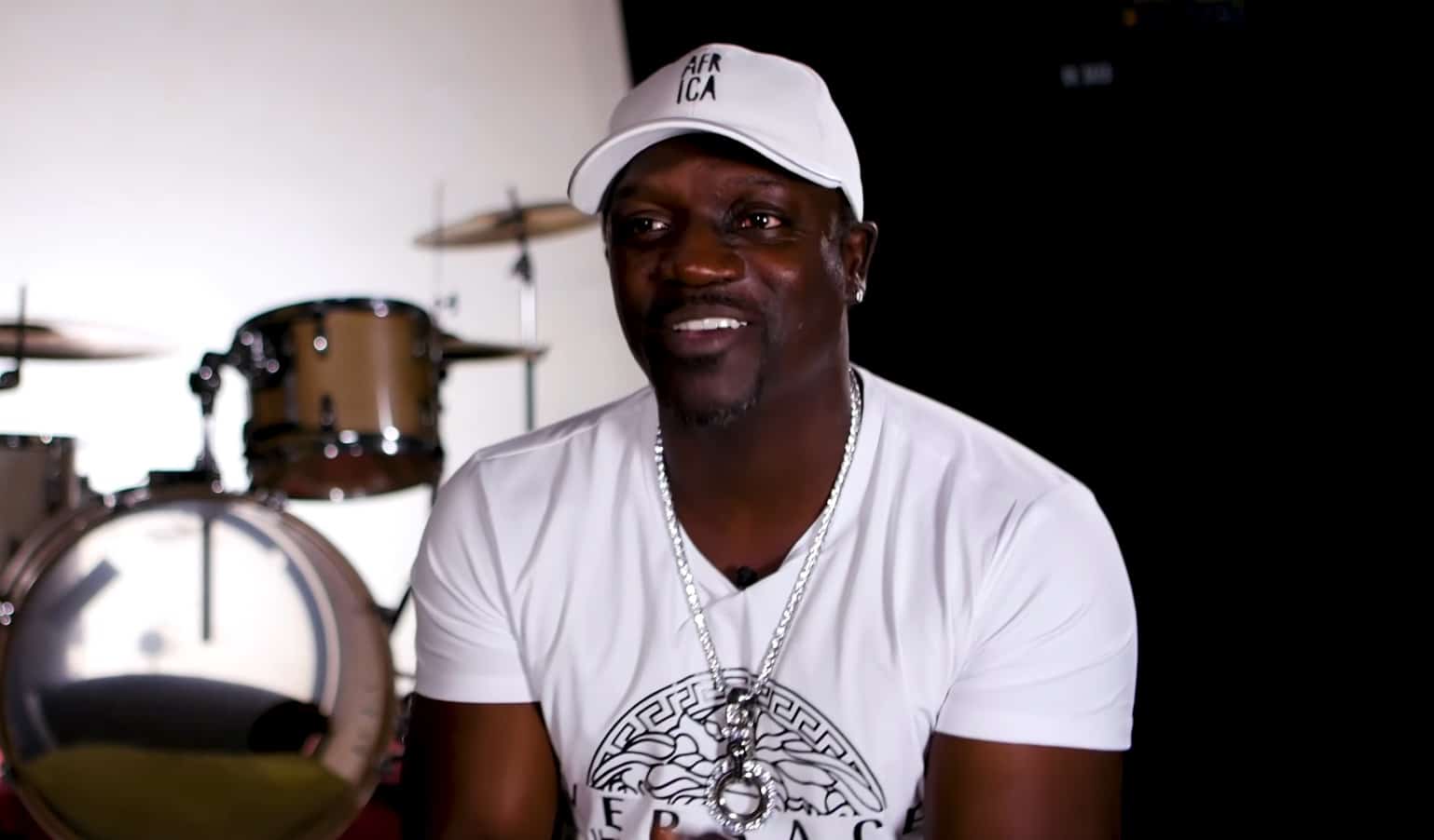 Michael Jackson loved super models with little booty – Akon