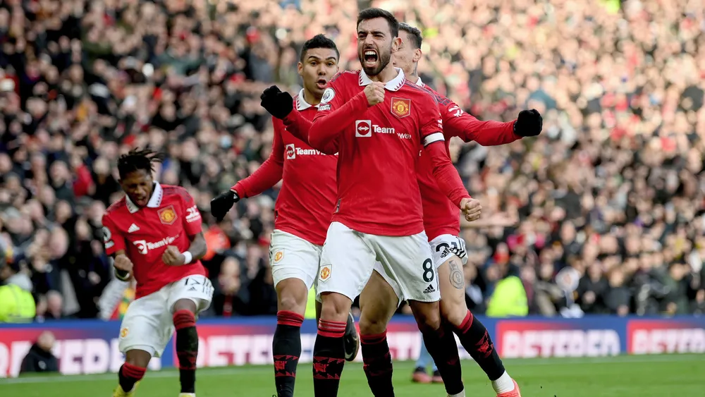 Manchester United Defeat Manchester City In Controversial Derby