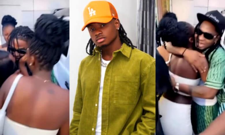 “Don’t kiss me oo” - Lil Kesh tells female fans desperate to hug him in a queue