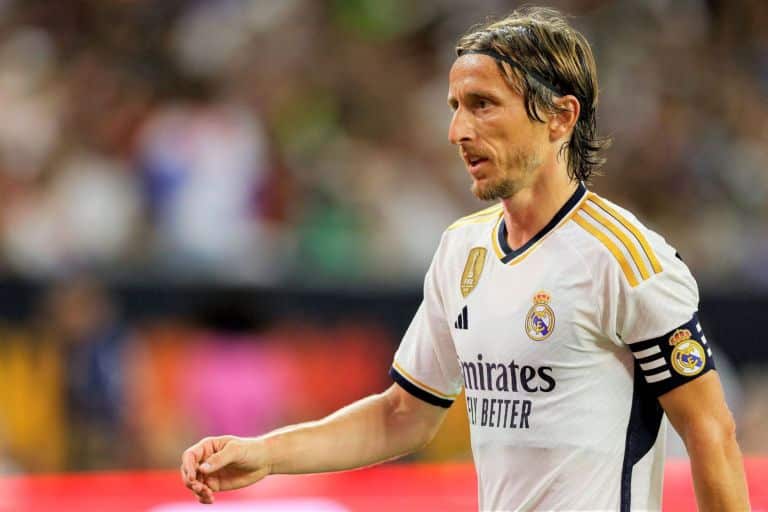 Ancelotti leaves Modric to decide fate at Real Madrid as his contract nears expiration