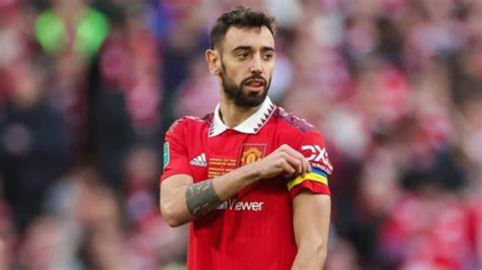 Barcelona presented with opportunity to sign Bruno Fernandes from Manchester United
