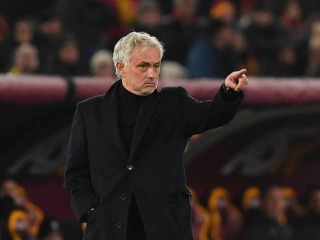 Mourinho unhappy with Roma treatment, slams club Chief Tiago Pinto