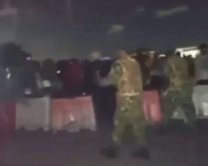 soldiers shooting at protesters in lekki at toll gate