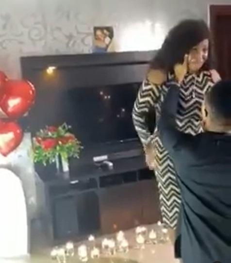 Touching moment lady bursts into tears as boyfriend proposes (Video)