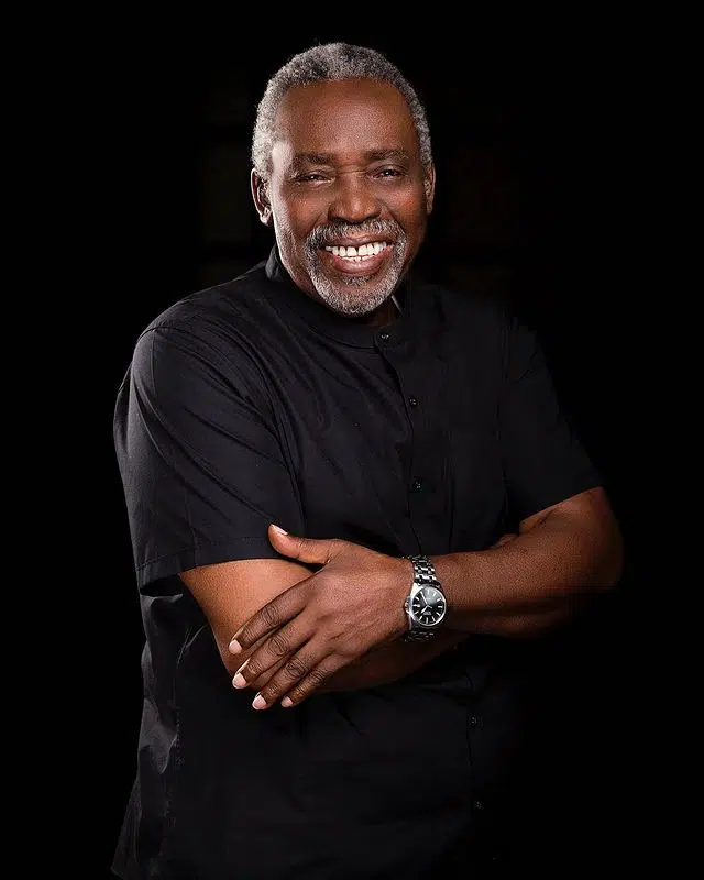 olu jacobs