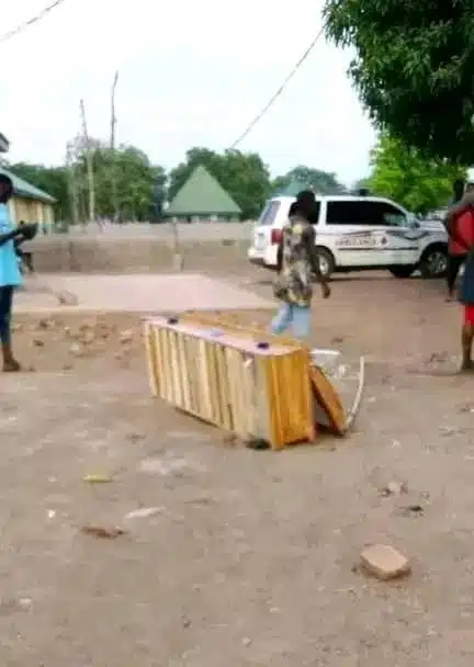 "It's not beautiful" — Family rejects casket sent by son-in-law for burial of mother-in-law