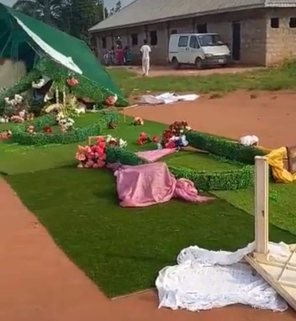 Wedding crashes in Benin as bride discovers groom is a father of seven (Video)