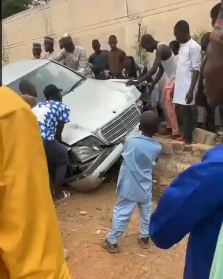 Car drifters run into pole, fence in Maiduguri (Video)