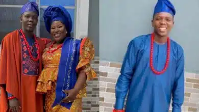 "He's married, don't near him" – Lady sends PSA to husbands intending side chicks; netizens react