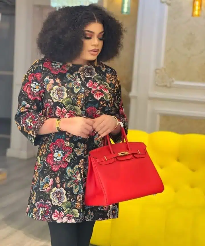 Bobrisky's housekeeper complains of cold 