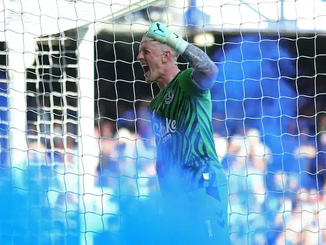 Jordan Pickford confirms he's staying at Everton despite interests