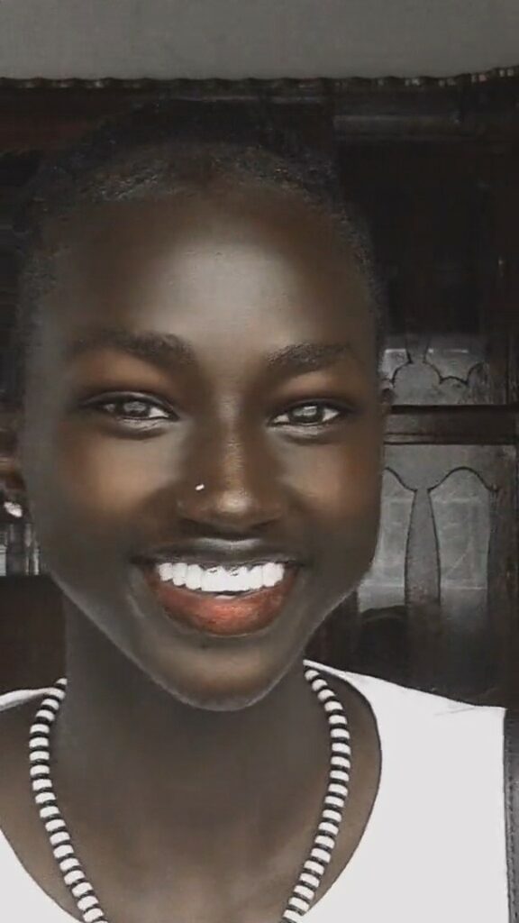 Lady melts heart with radiant melanin skin (Video)