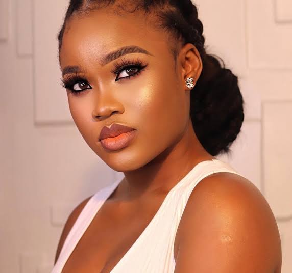 CeeC reacts to Ilebaye’s clothes getting thrown on the floor