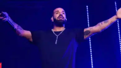 Ardent fan gets a $50k gift from Drake for sacrificing his furniture money to buy his show’s ticket