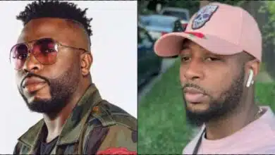 Samklef berates Tunde Ednut, tags him 'first rich blogger to steal an iPhone'