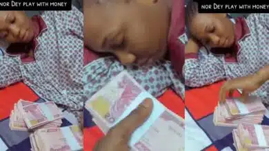 "That's your breakfast" - Nigerian man serves his beautiful girlfriend 'breakfast in bed' with bundles of ₦200 naira notes