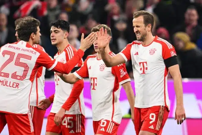 Bundesliga: Harry Kane inspires Bayern Munich to 2-1 victory over RB Leipzig