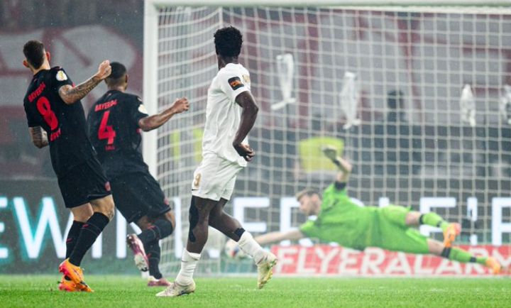 Ten-man Bayer Leverkusen complete domestic double with win in DFB-Pokal Final