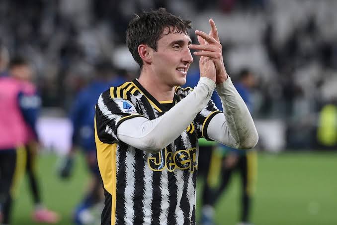 Juventus reject Arsenal, Man Utd bids for Andrea Cambiaso