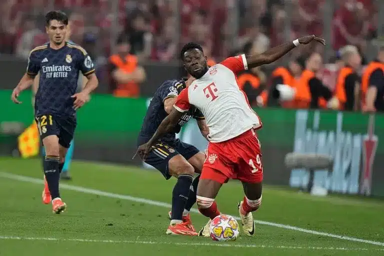 Real Madrid resume talks to sign Bayern's Alphonso Davies, per Fabrizio