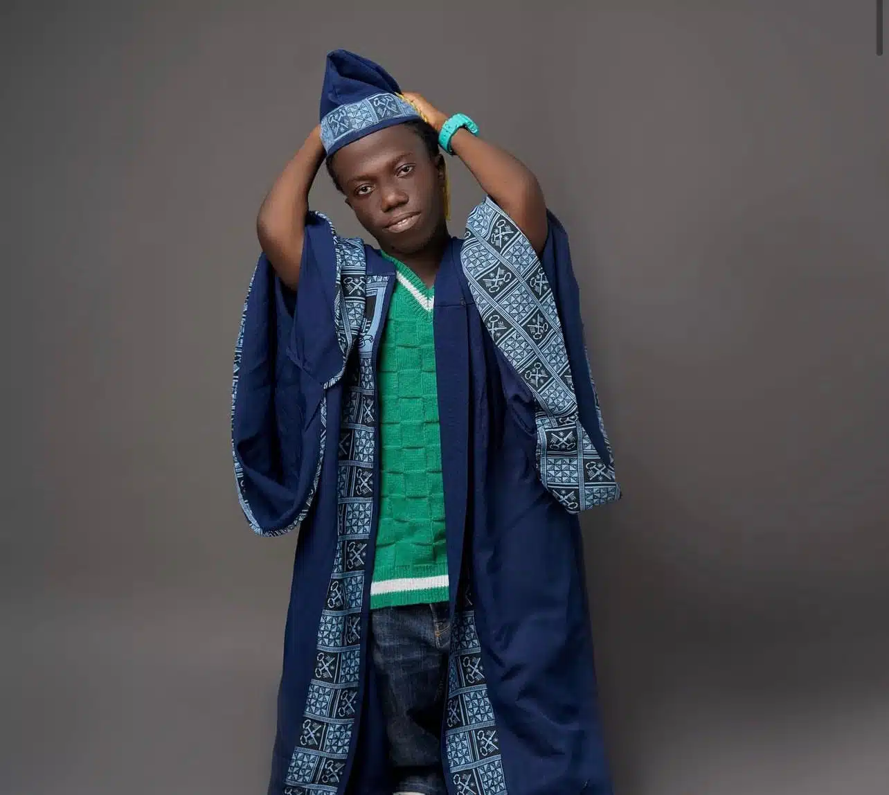 Outcry over LASU's congratulatory message to short-statured graduate