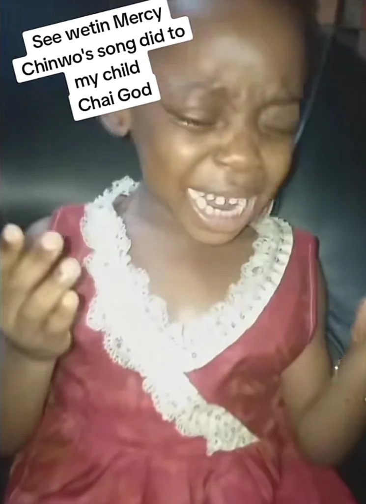 Little girl gets emotional while listening to Mercy Chinwo’s song 