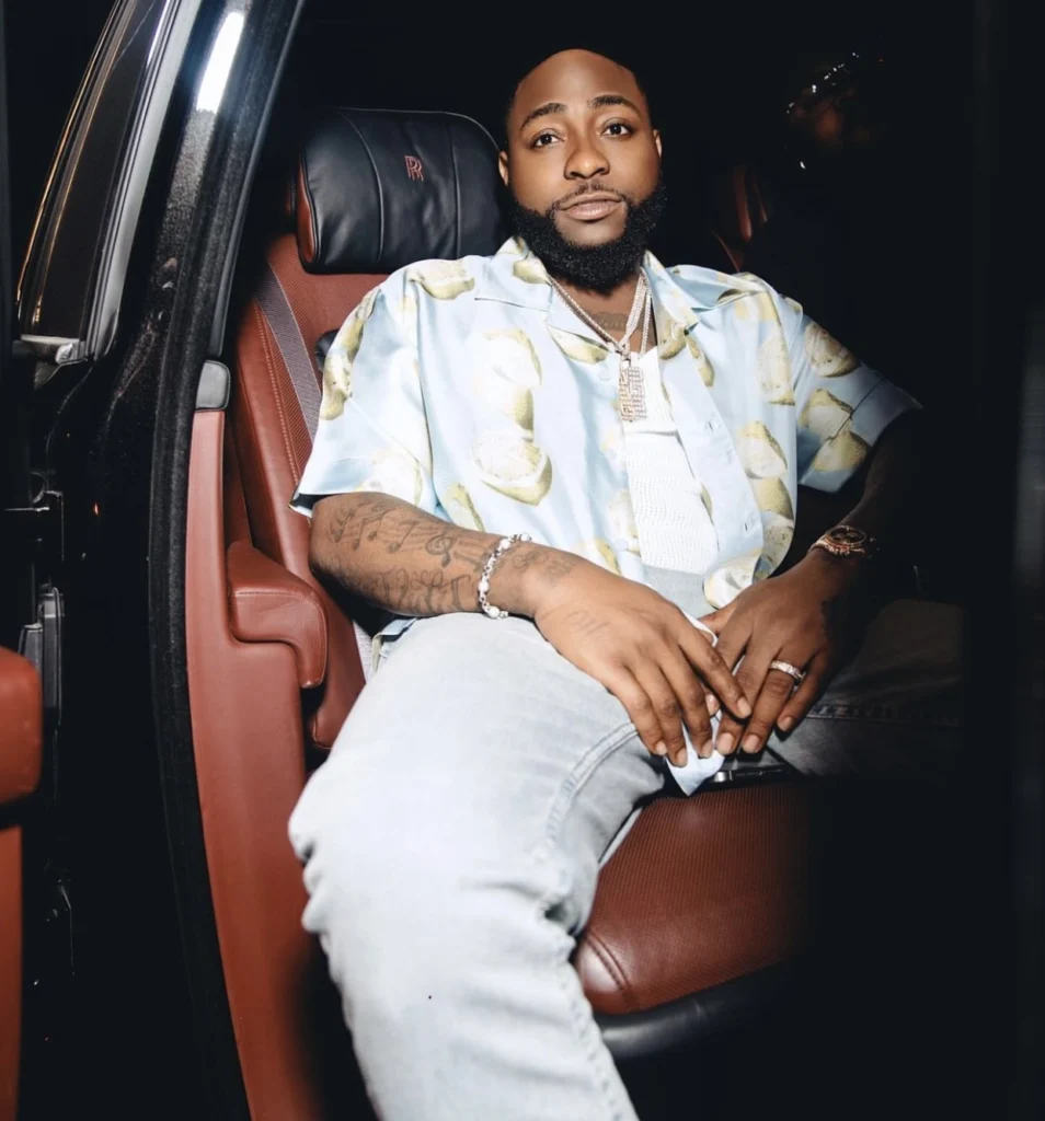 Victony’s mum gets emotional as Davido shows up for son’s listening party