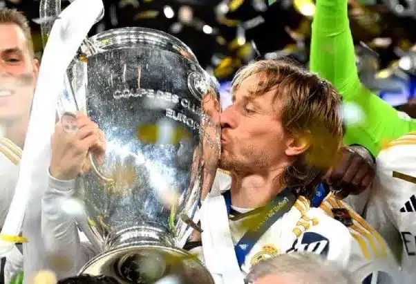 Luka Modric rejects two big-money offers to extend Real Madrid stay