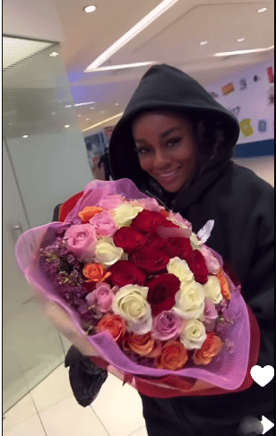 beauty flowers welcomed airport south african neo