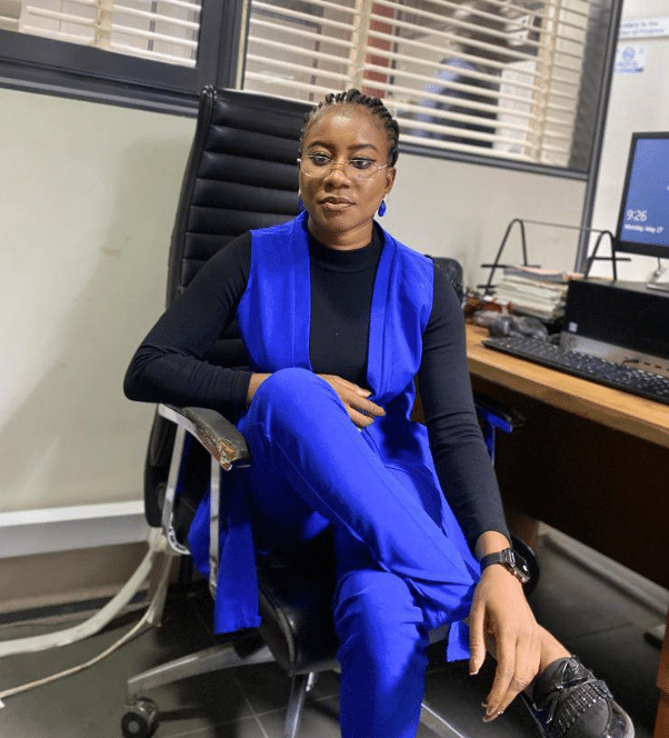 Career lady in need of serious relationship cries out over lack of suitors