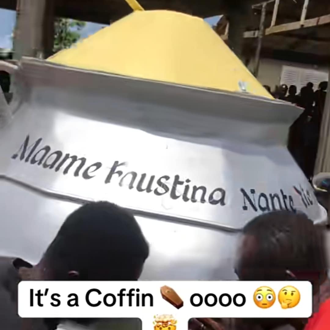 Ghanaian food seller, Maame Faustina buried in giant pot coffin