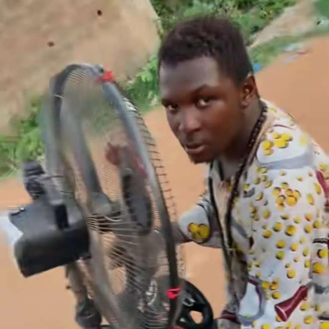 Nigerian man upgrades his motorcycle with standing fan, car gear, steering wheel