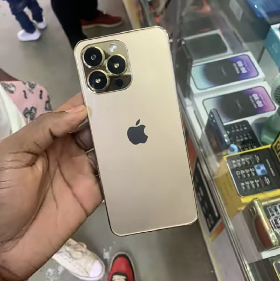Caring man buys brand new iPhone 15 Pro Max for younger brother on his 21st birthday