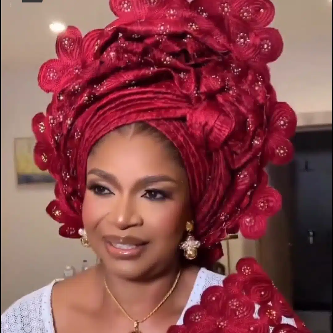 Viral video unveils Chioma's beautiful mother during wedding celebration