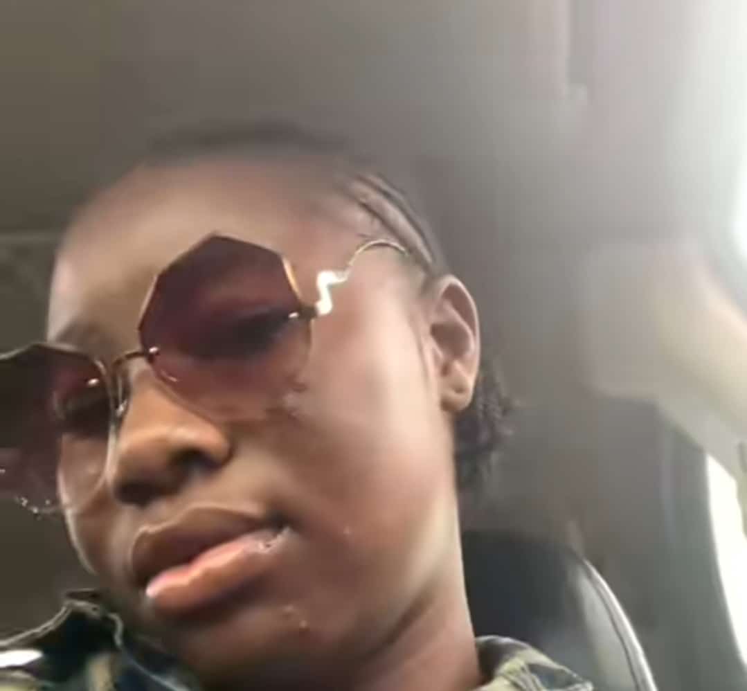 Nigerian lady risks losing eye while frying plantain for boyfriend