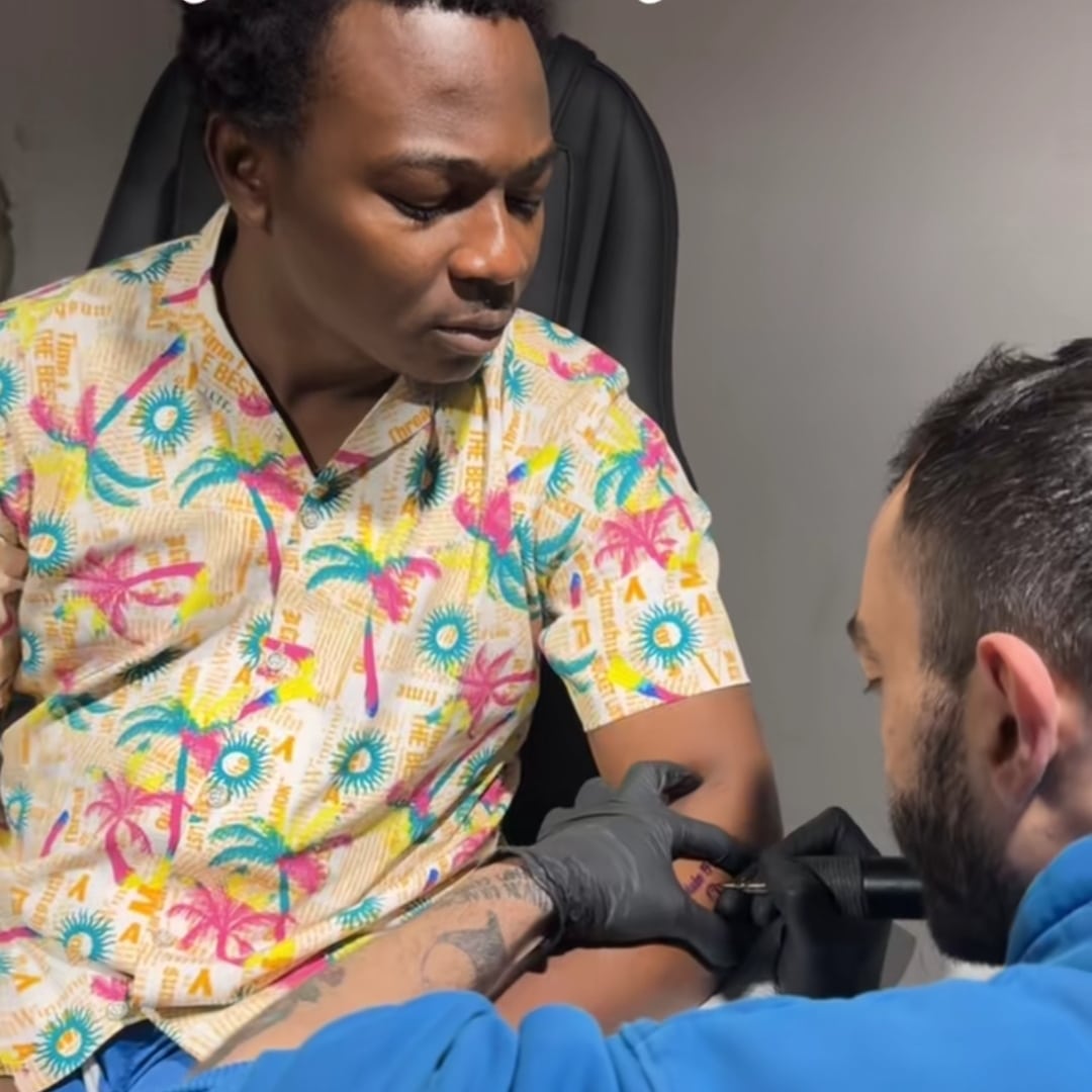 Nigerian man gets permanent tattoo of girlfriend's name, date of birth on her birthday