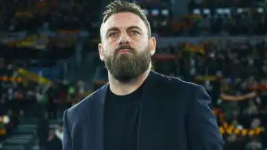 Roma hand Daniele De Rossi contract extension until 2027