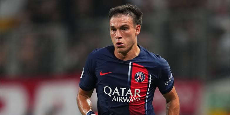 Manchester United in talks with PSG over Manuel Ugarte