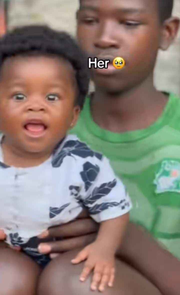 16-year-old flaunts beautiful baby who made him a father