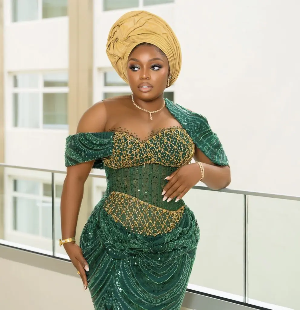 Bisola Aiyeola reacts to engagement rumours 