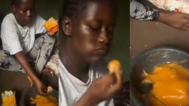 Nigerian lady 'VeryDarkGirl' goes viral as she discovers new food combination, bread and custard