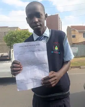 Secondary school student resorts to begging in traffic to pay school fees