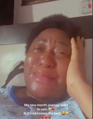 Woman breaks down in tears as she loses triplets during childbirth